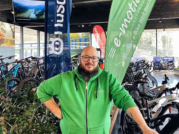 Mitarbeiter Mathias der e-motion e-Bike Welt Bad Hall